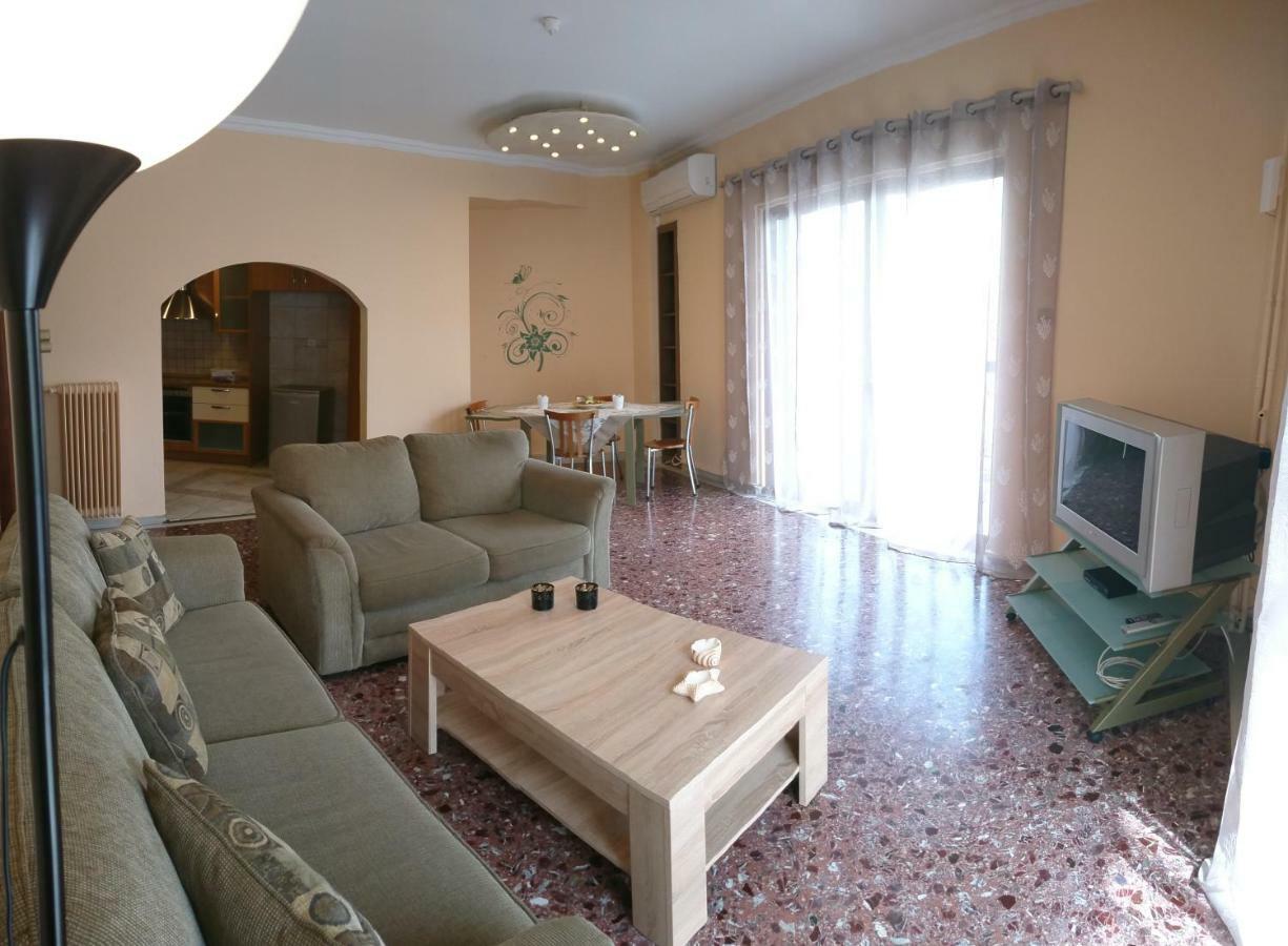 Apartamento de 90 m² en Pagrati, con 2 habitación Atenas Exterior foto
