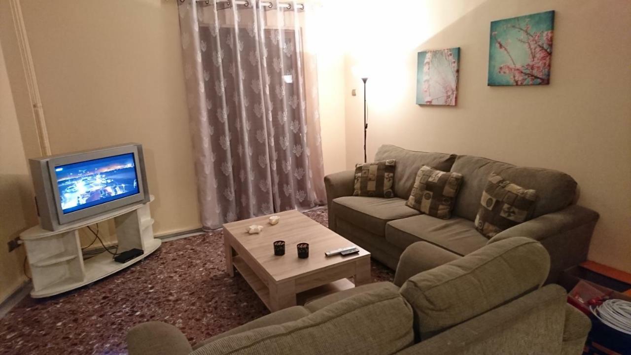 Apartamento de 90 m² en Pagrati, con 2 habitación Atenas Exterior foto